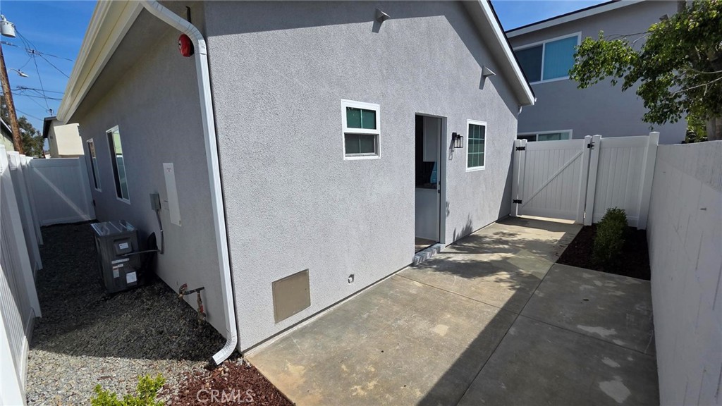 988 El Camino, Costa Mesa CA 92626 - photo 8