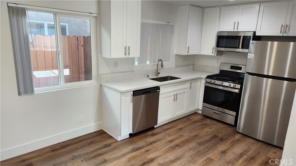 988 El Camino, Costa Mesa CA 92626 - photo 11