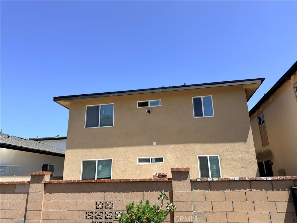 988 Valencia 6, Costa Mesa CA 92626 - photo 1