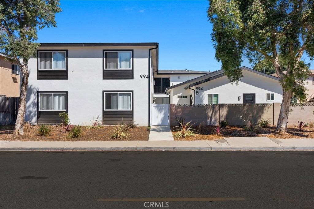994 Valencia Street, Costa Mesa CA 92626 - photo 1