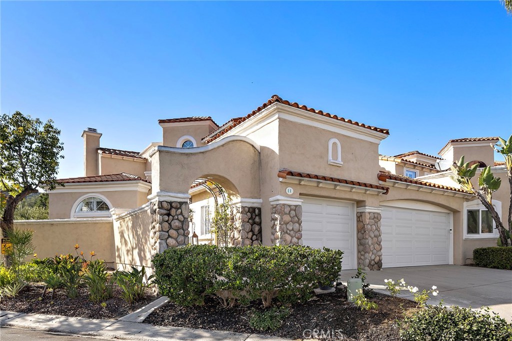 11 Avenida La Promesa, Coto de Caza CA 92679 - photo 1