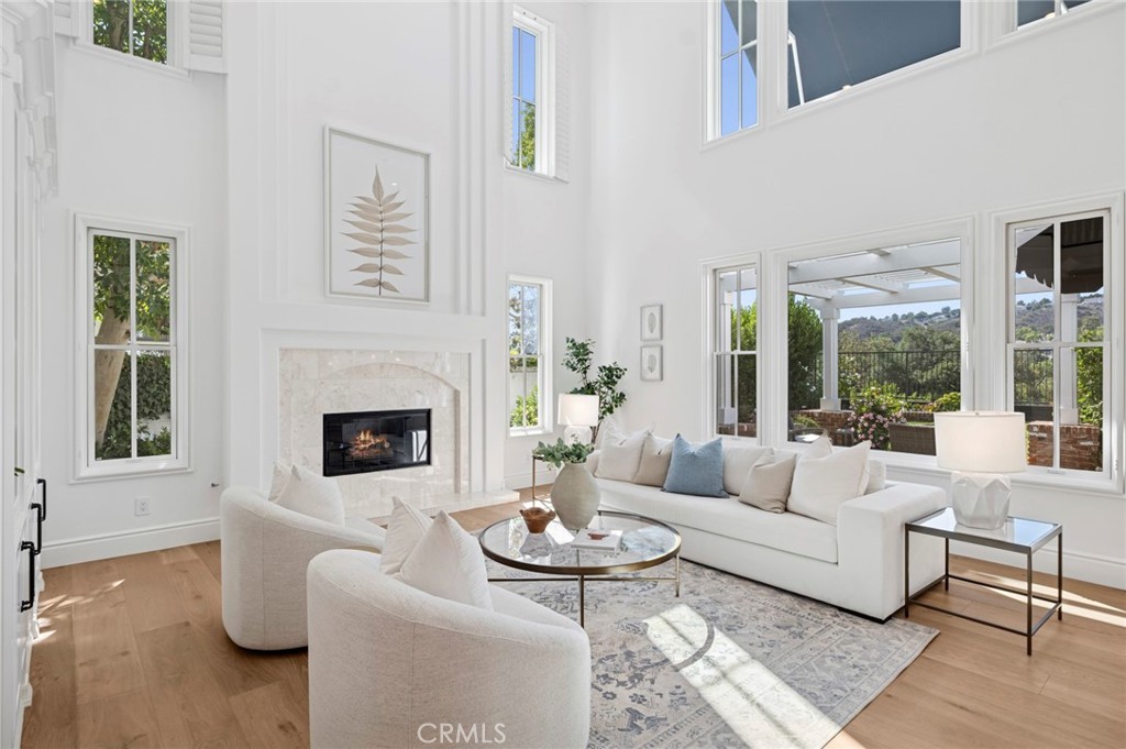 Formal Living Room/ with two story volume ceiling - 15 Canada Oaks, Coto de Caza CA 92679 - photo 4