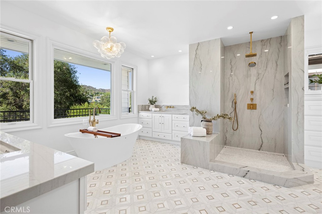 Custom walk in shower - 15 Canada Oaks, Coto de Caza CA 92679 - photo 34