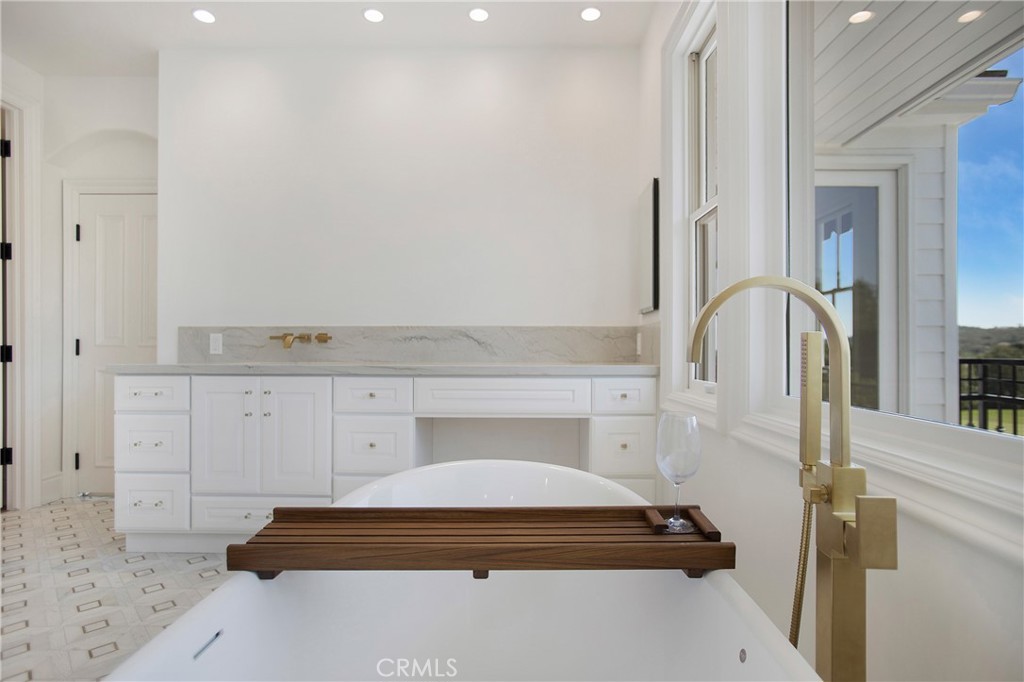 15 Canada Oaks, Coto de Caza CA 92679 - photo 38