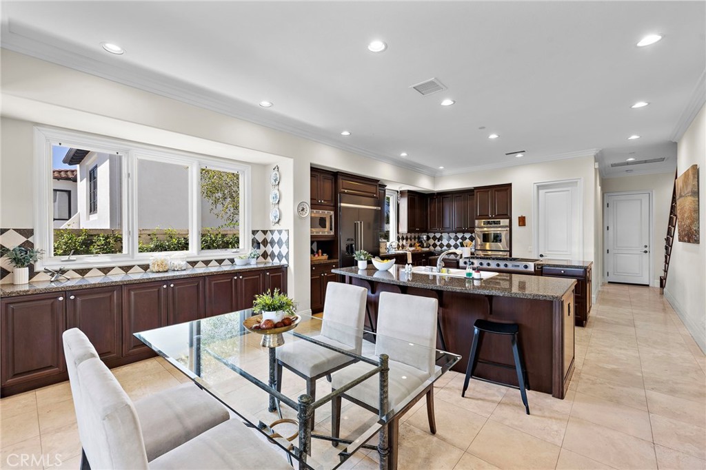 eat in kitchen - 19 Rosana, Coto de Caza CA 92679 - photo 16