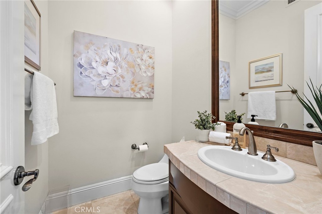 powder room - 19 Rosana, Coto de Caza CA 92679 - photo 21