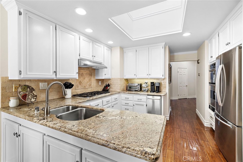 2 Avenida La Promesa, Coto de Caza CA 92679 - photo 18