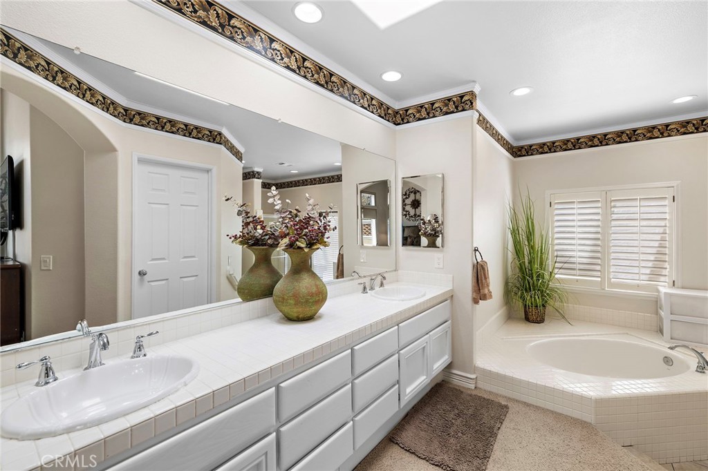 2 Avenida La Promesa, Coto de Caza CA 92679 - photo 21