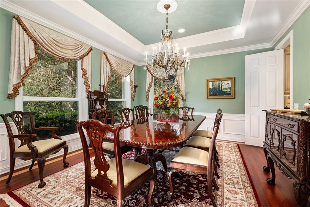 Formal Dining Room - 2 Lippizaner, Coto de Caza CA 92679 - photo 6