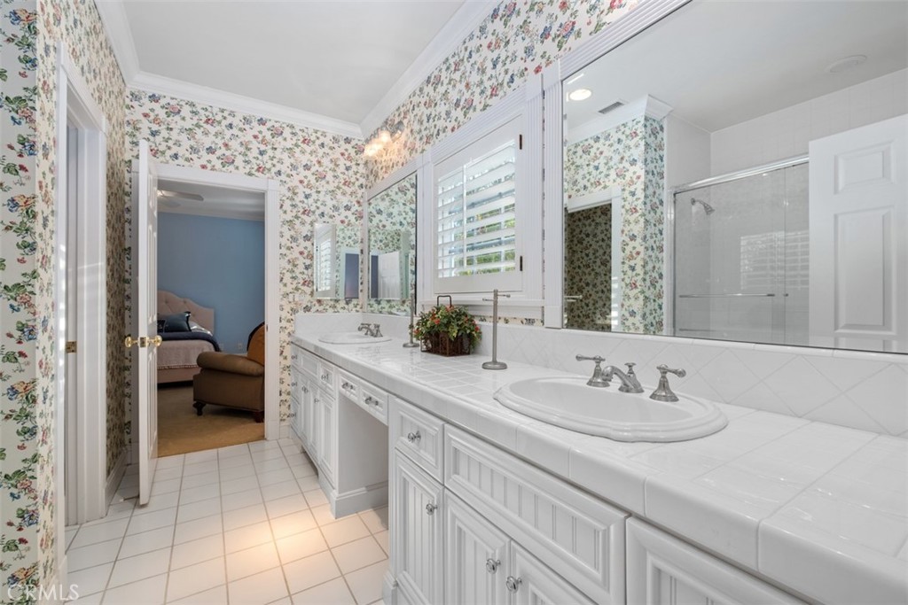 Secondary Bathroom - 2 Lippizaner, Coto de Caza CA 92679 - photo 29