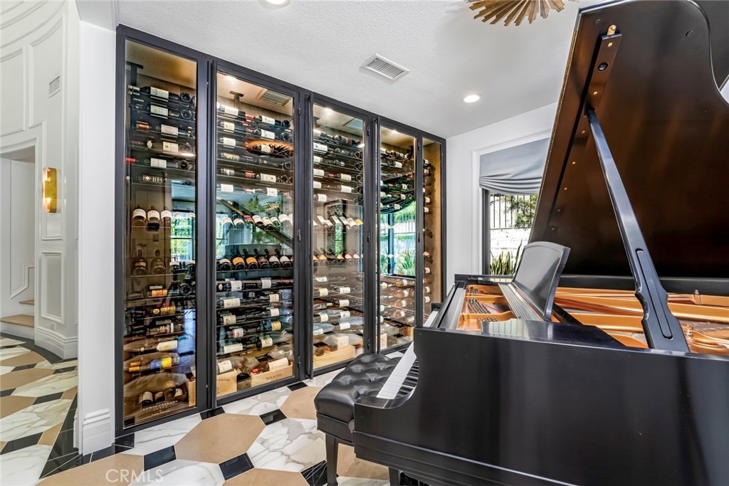 Temperature controlled wine wall - 2 Water Lily, Coto de Caza CA 92679 - photo 7