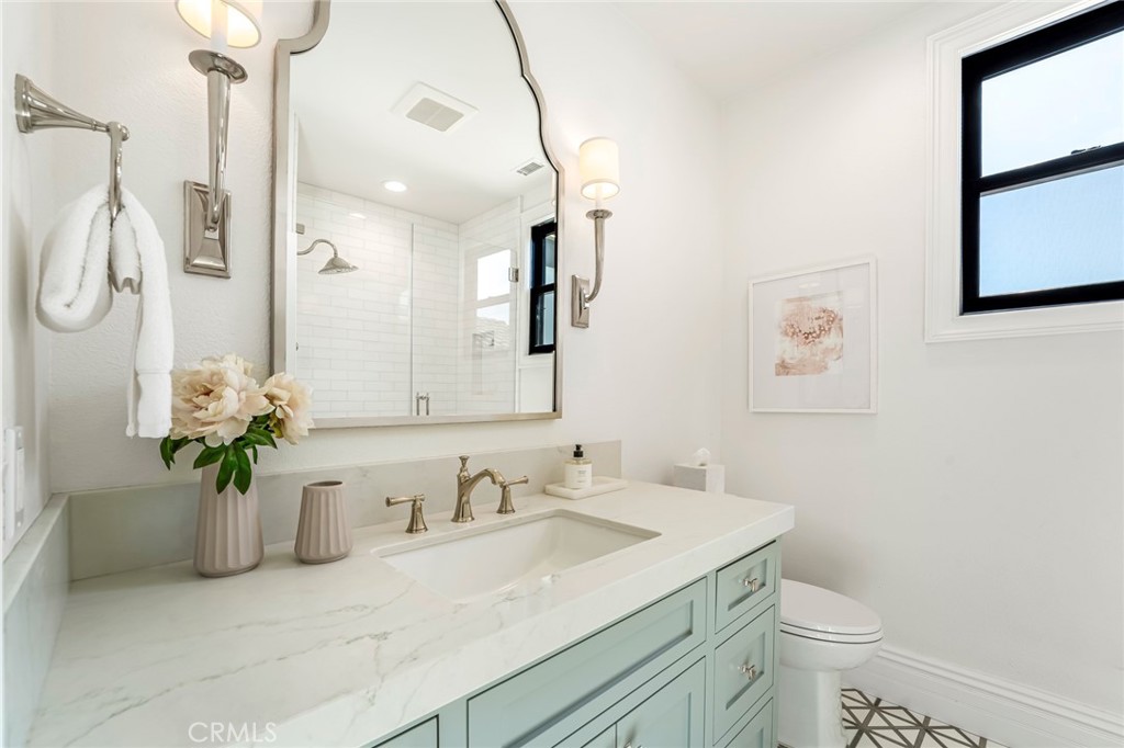 5th bedroom ensuite bathroom - 2 Water Lily, Coto de Caza CA 92679 - photo 46