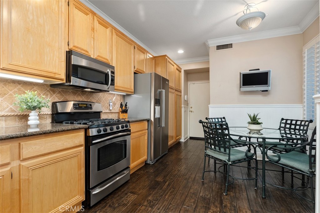 Kitchen - 20 Brassie, Coto de Caza CA 92679 - photo 13