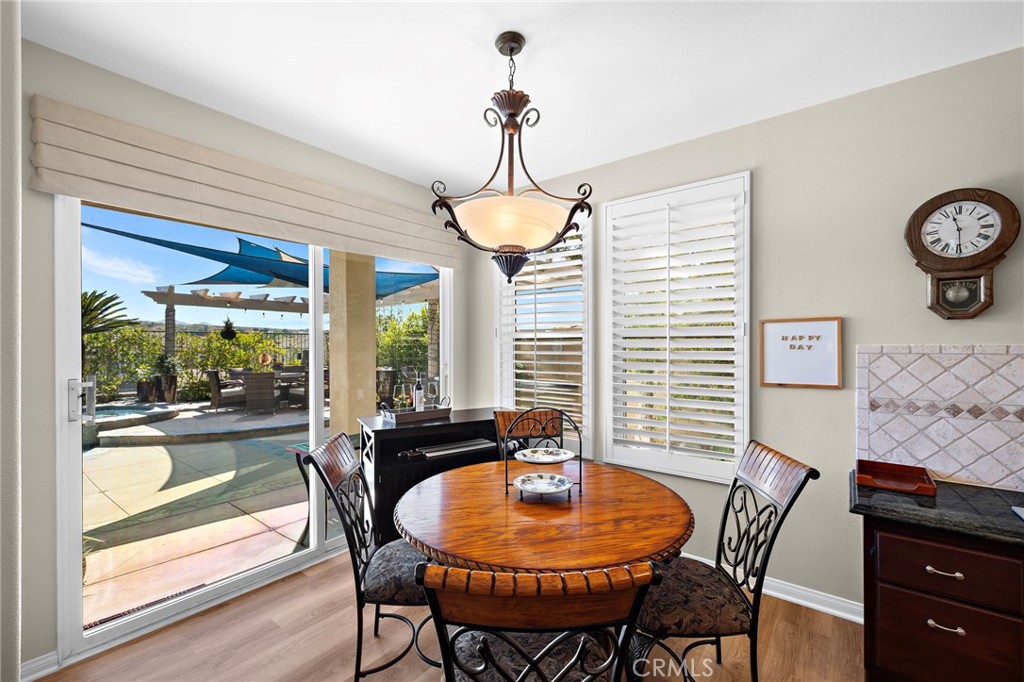 breakfast nook - 20 Edgewood, Coto de Caza CA 92679 - photo 17