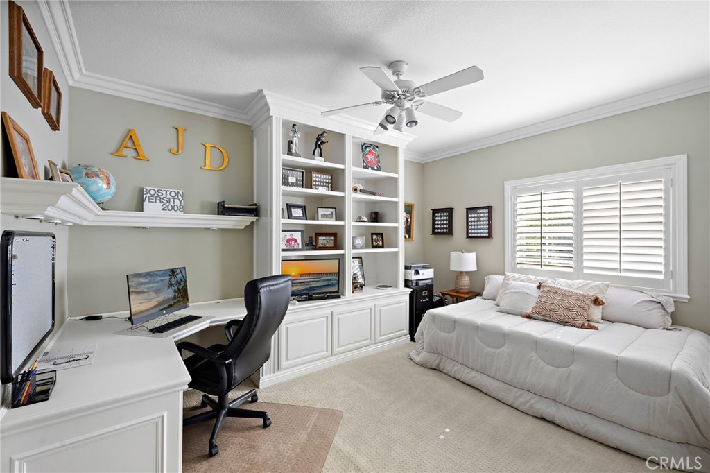 Secondary Bedroom with ensuite bath and built-ins - 20 Edgewood, Coto de Caza CA 92679 - photo 29