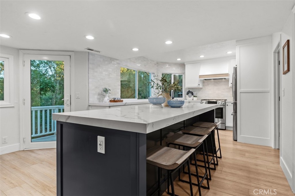 Kitchen - 23436 Via Alondra, Coto de Caza CA 92679 - photo 5