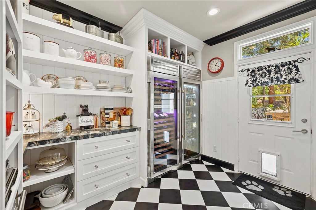 butler's pantry - 23462 Via Codorniz, Coto de Caza CA 92679 - photo 19