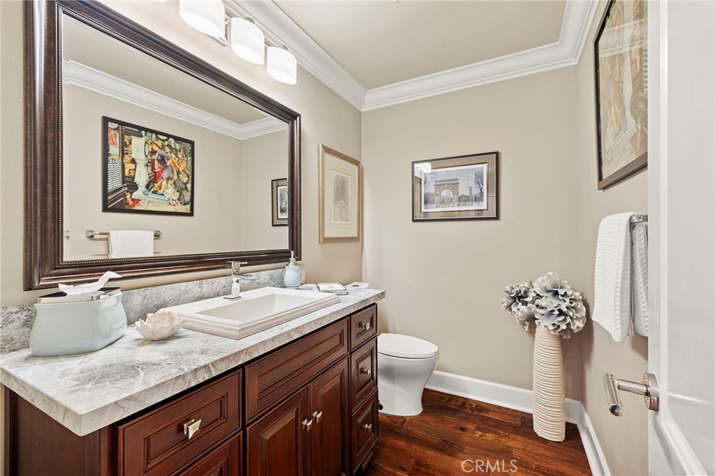main floor bath - 23462 Via Codorniz, Coto de Caza CA 92679 - photo 20