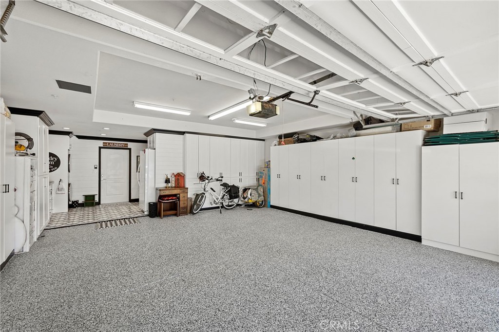 custom garage with builtins - 23462 Via Codorniz, Coto de Caza CA 92679 - photo 48