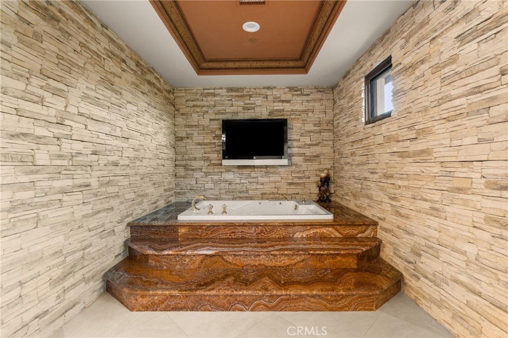 31232 Via Colinas, Coto de Caza CA 92679 - photo 40
