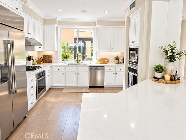Sprawling remodeled kitchen! - 38 Lyra Way, Coto de Caza CA 92679 - photo 8