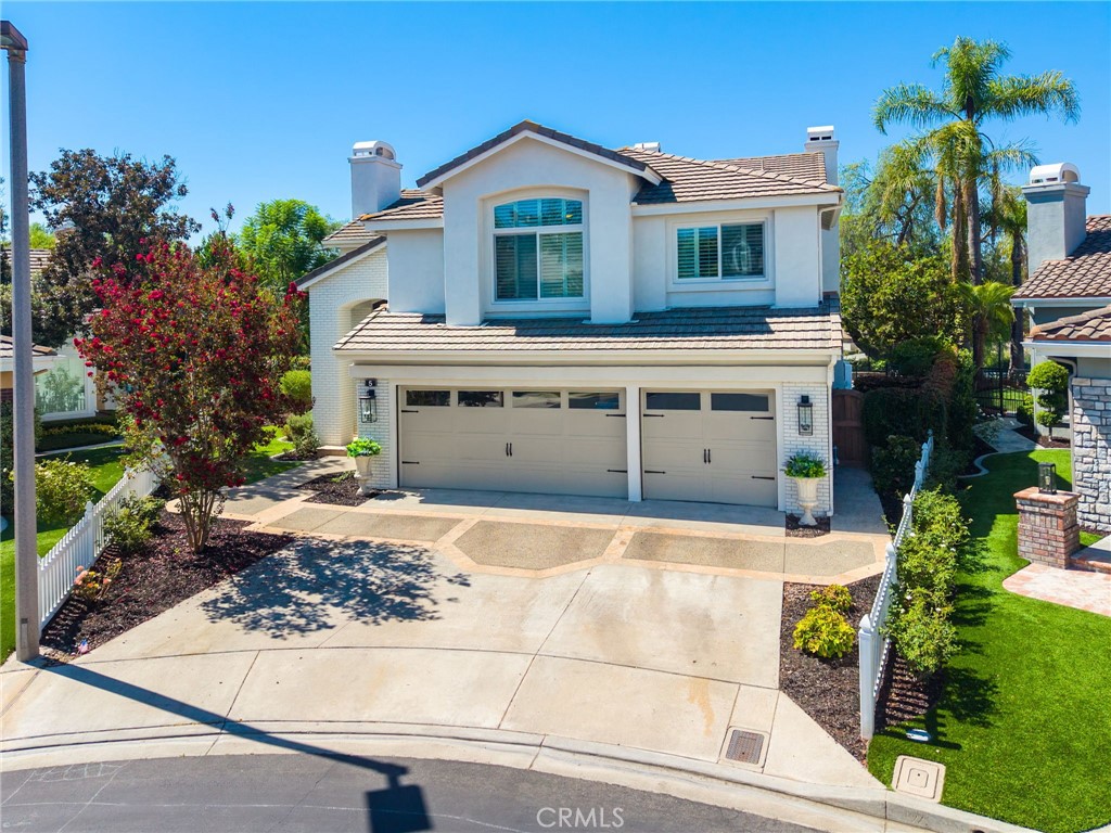 3 Car Garage with wide driveway - 5 Mountain Gate, Coto de Caza CA 92679 - photo 46