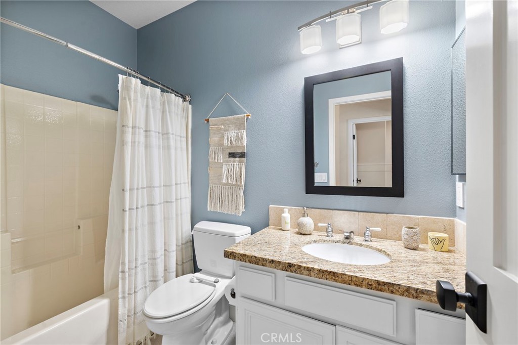 secondary bath - up - 57 Spoon, Coto de Caza CA 92679 - photo 20