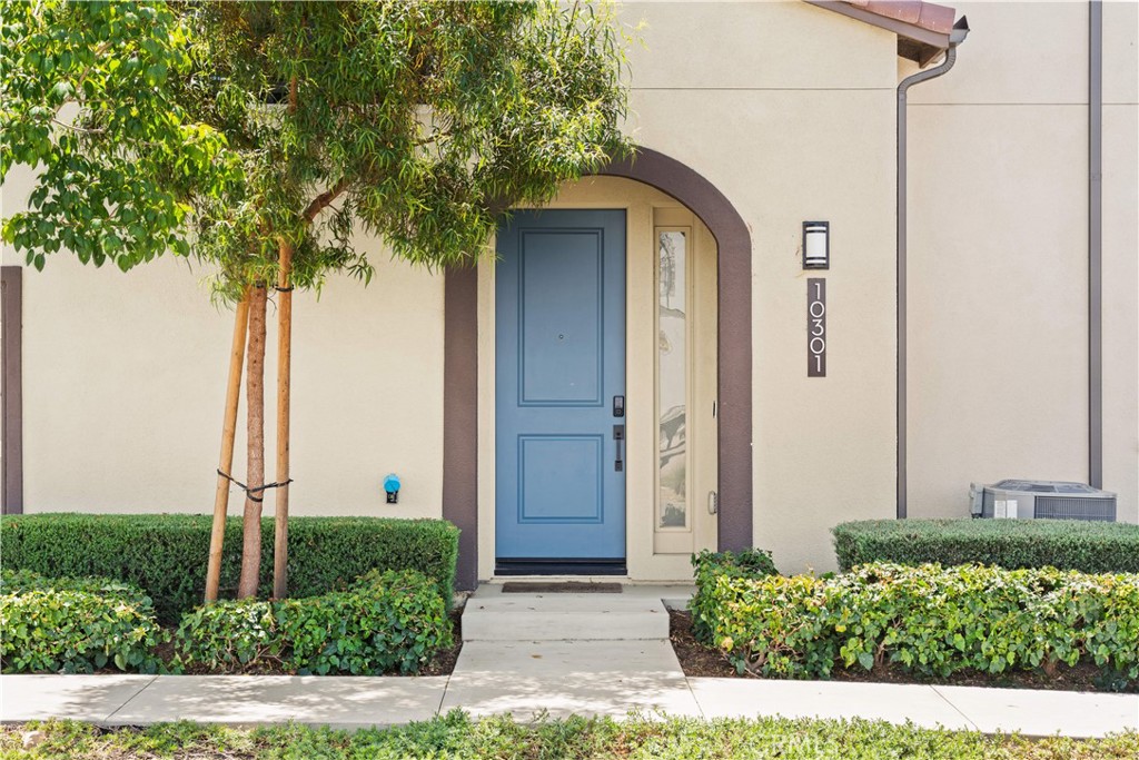 Exterior - 10301 Triple Crown Lane, Cypress CA 90720 - photo 14