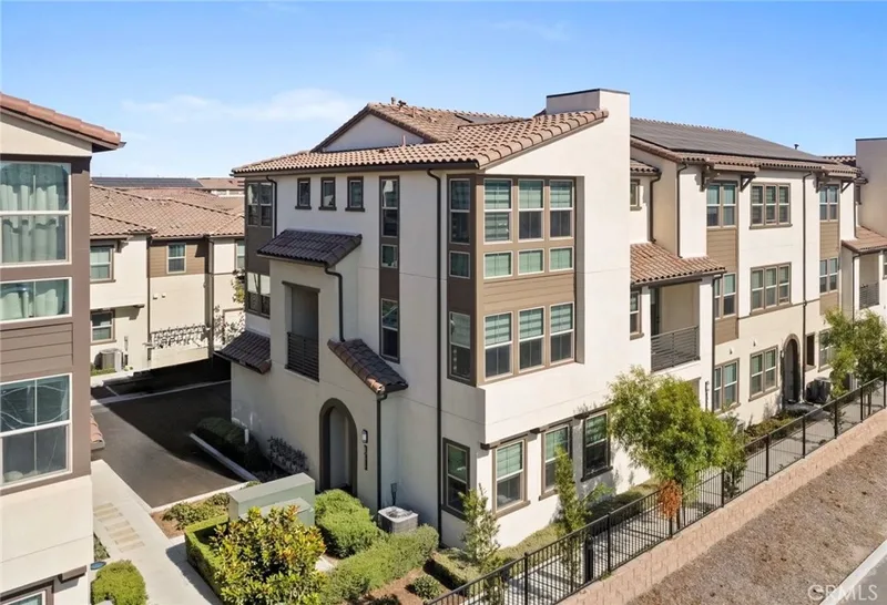 10319 Triple Crown Lane, Cypress, CA 90720