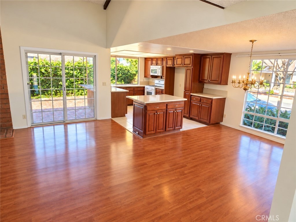 10413 Camden Drive, Cypress CA 90630 - photo 5