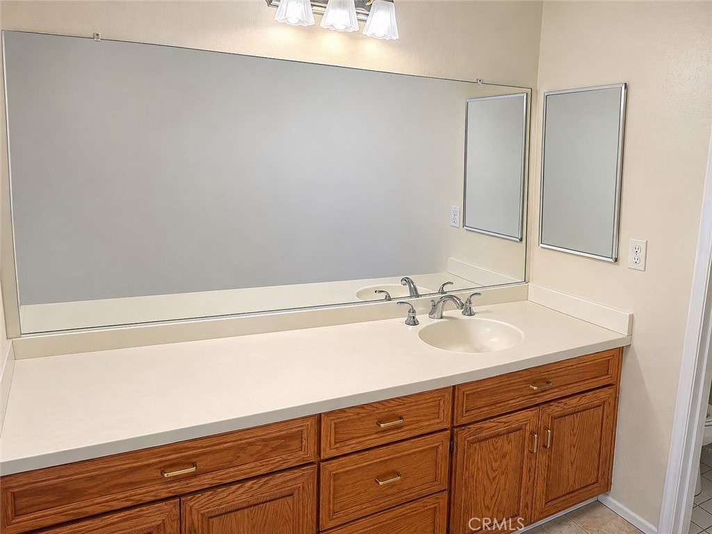10413 Camden Drive, Cypress CA 90630 - photo 18