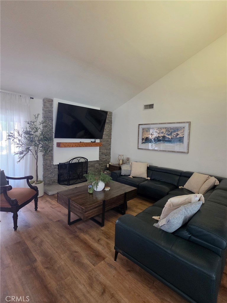 10432 Rexford Drive, Cypress CA 90630 - photo 9