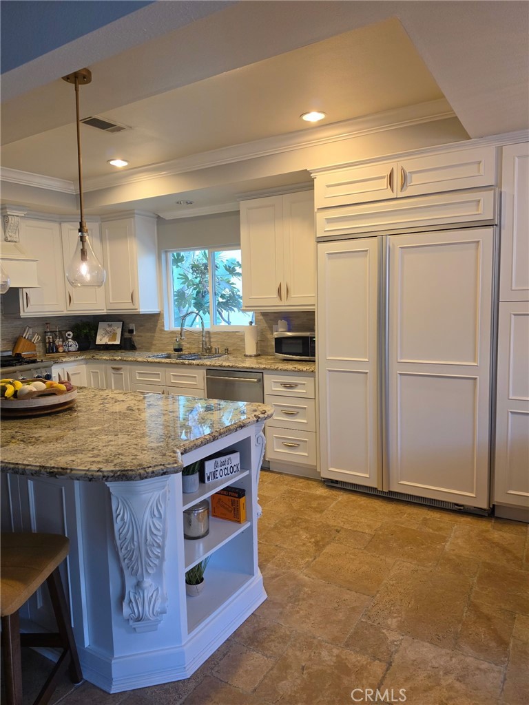 10432 Rexford Drive, Cypress CA 90630 - photo 13