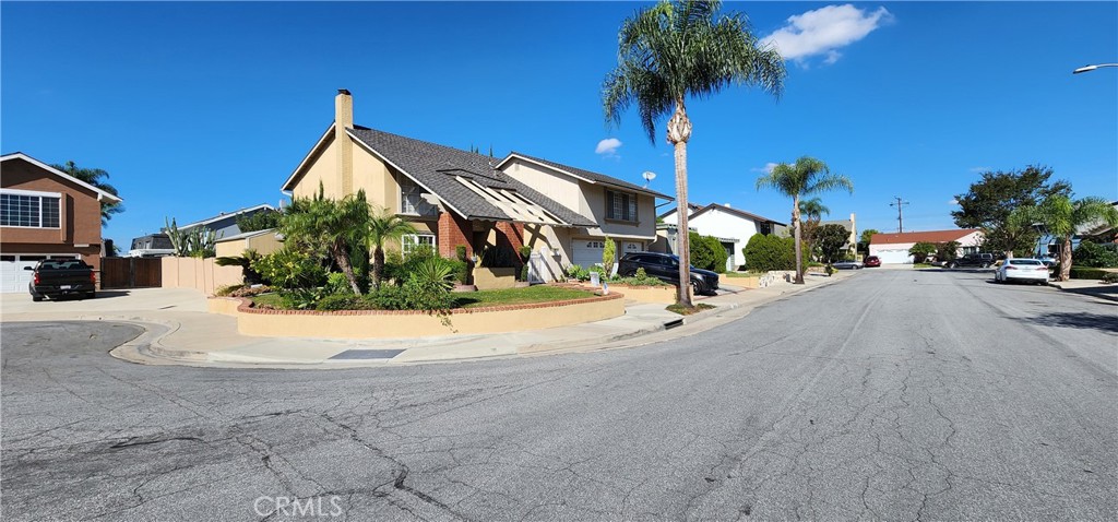 10451 Laurel, Cypress CA 90630 - photo 2