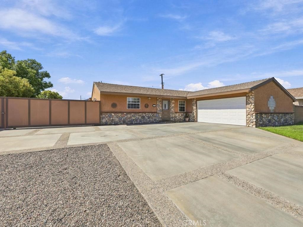 10471 Saint Alban Street, Cypress CA 90630 - photo 4