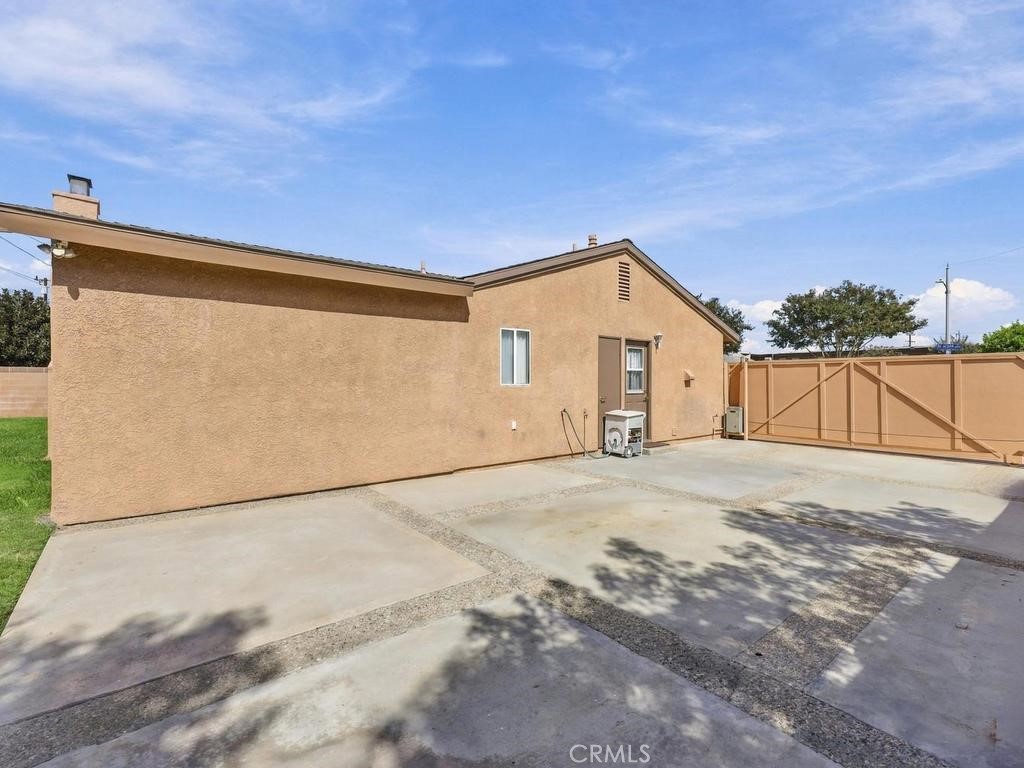10471 Saint Alban Street, Cypress CA 90630 - photo 42