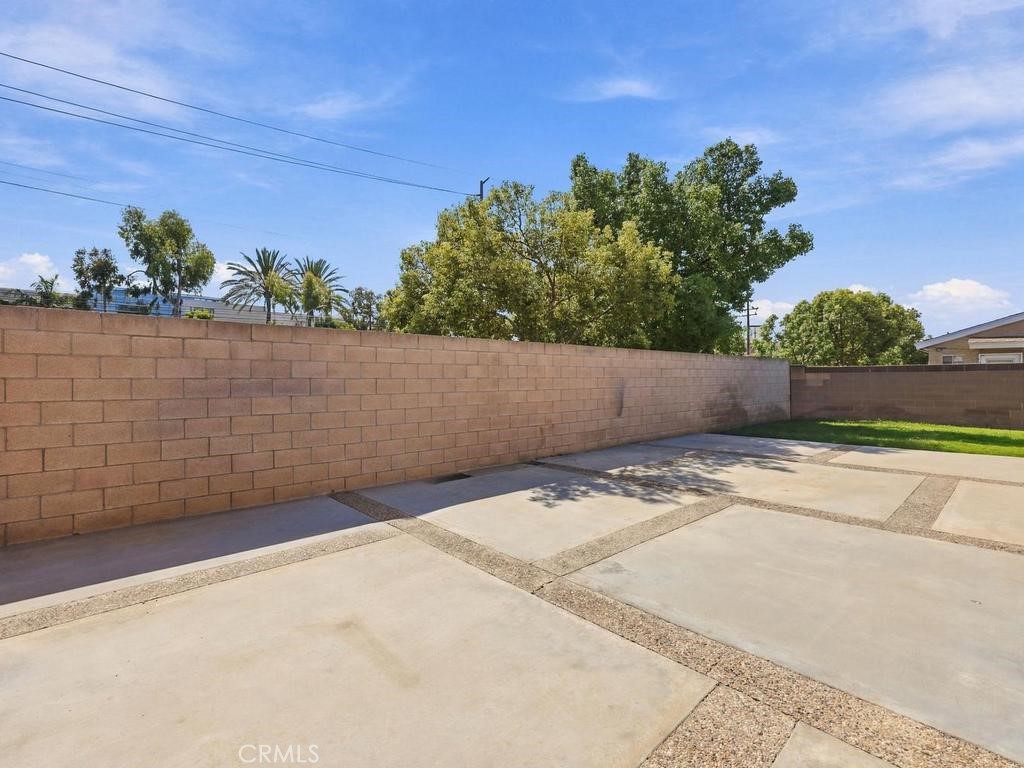10471 Saint Alban Street, Cypress CA 90630 - photo 44