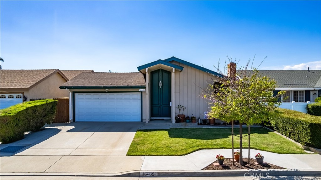 10685 Lynn Circle, Cypress CA 90630 - photo 1