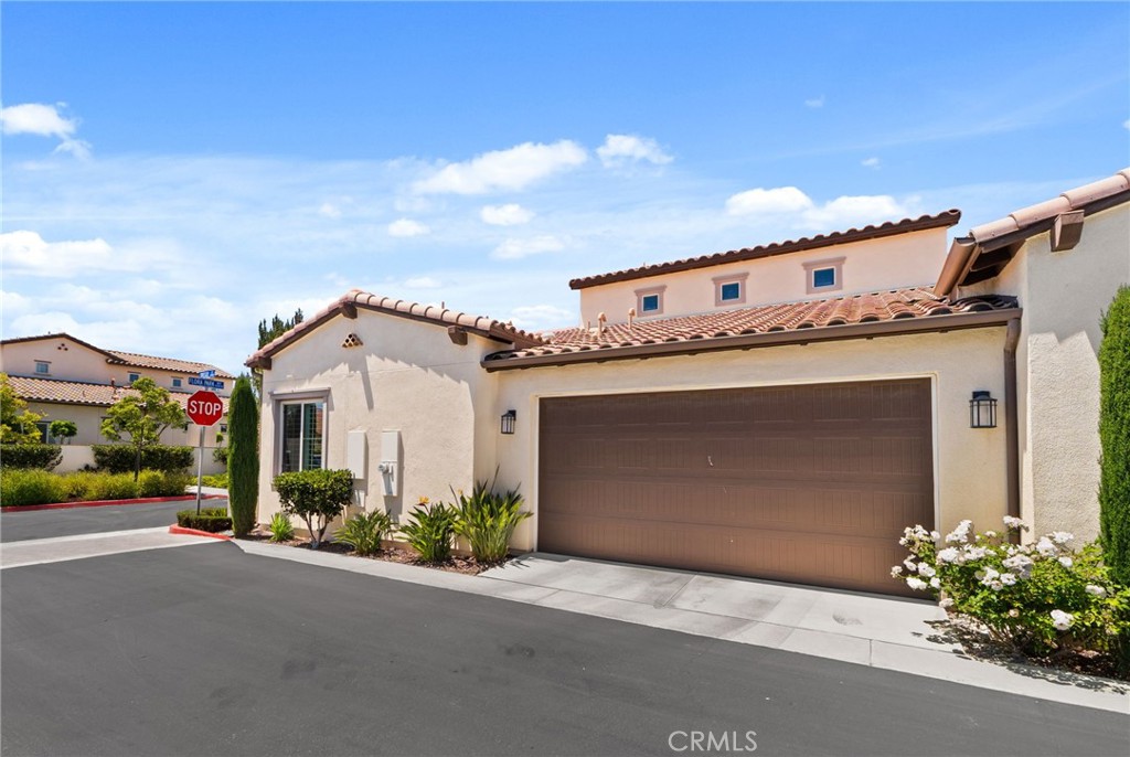 10832 Flora, Cypress CA 90720 - photo 5
