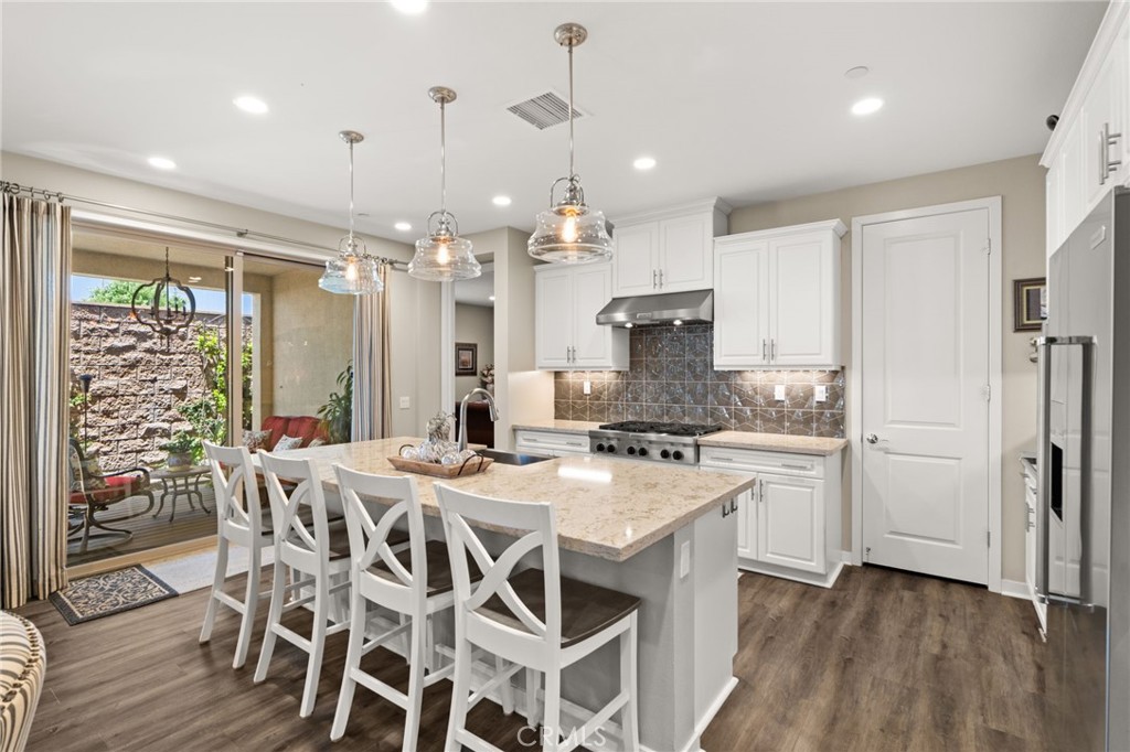 10832 Flora, Cypress CA 90720 - photo 8