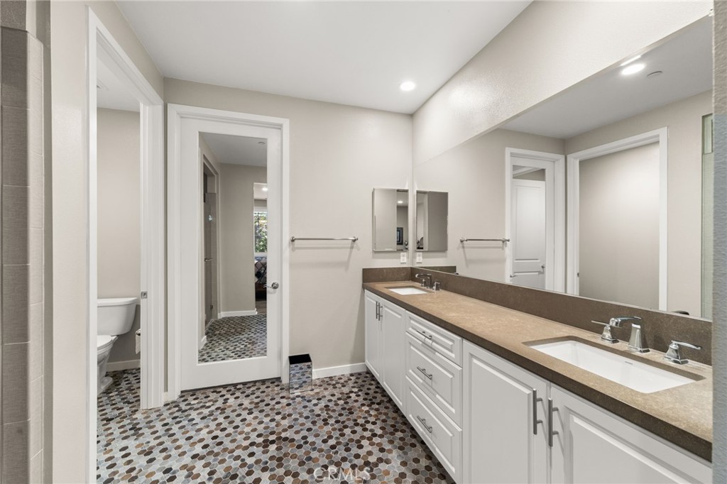 10832 Flora, Cypress CA 90720 - photo 18