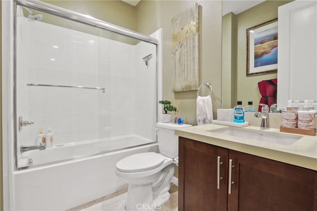 10902 Flora Park Way, Cypress CA 90720 - photo 20