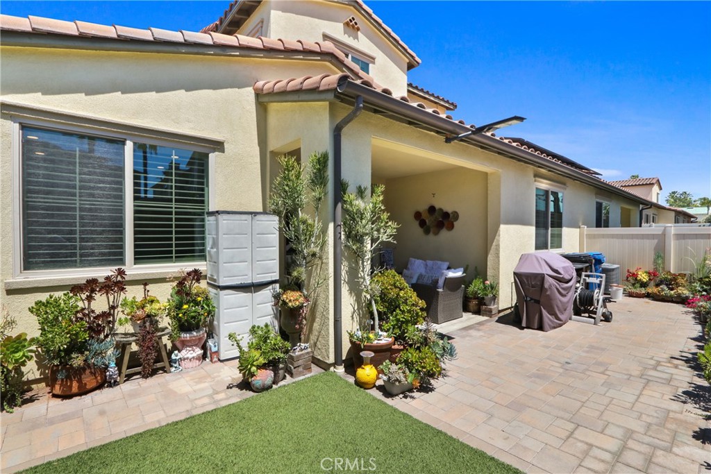 10902 Flora Park Way, Cypress CA 90720 - photo 22