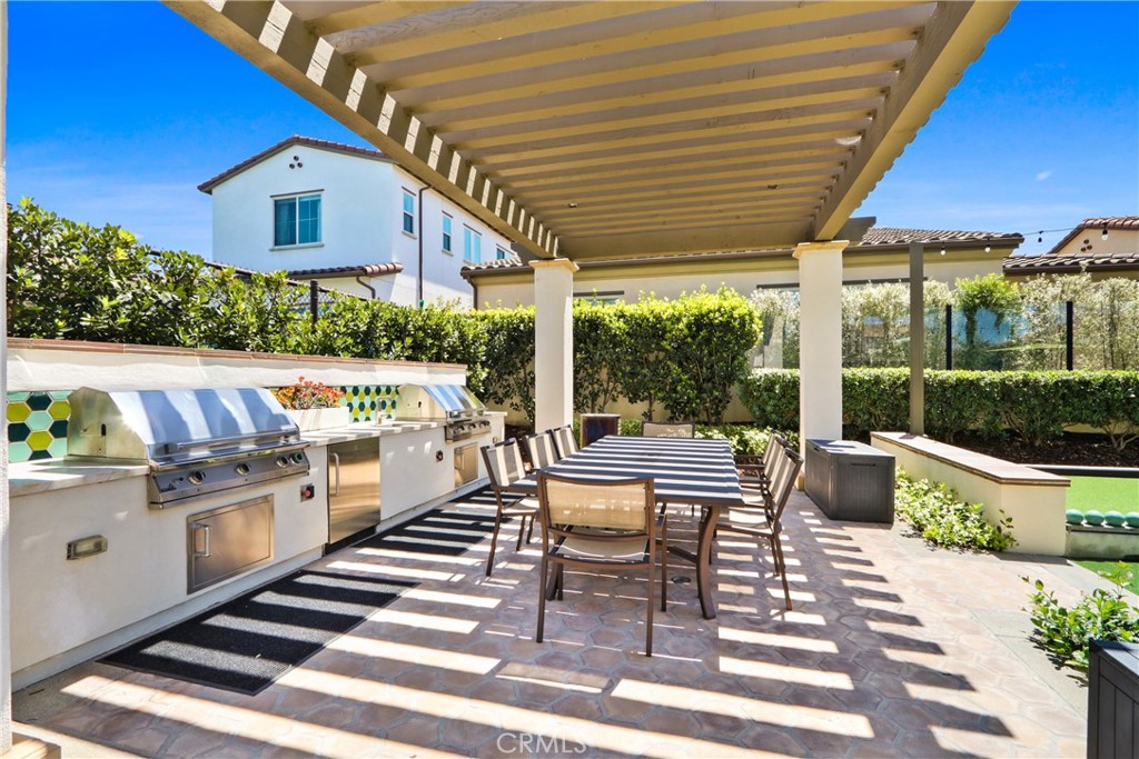 10902 Flora Park Way, Cypress CA 90720 - photo 29