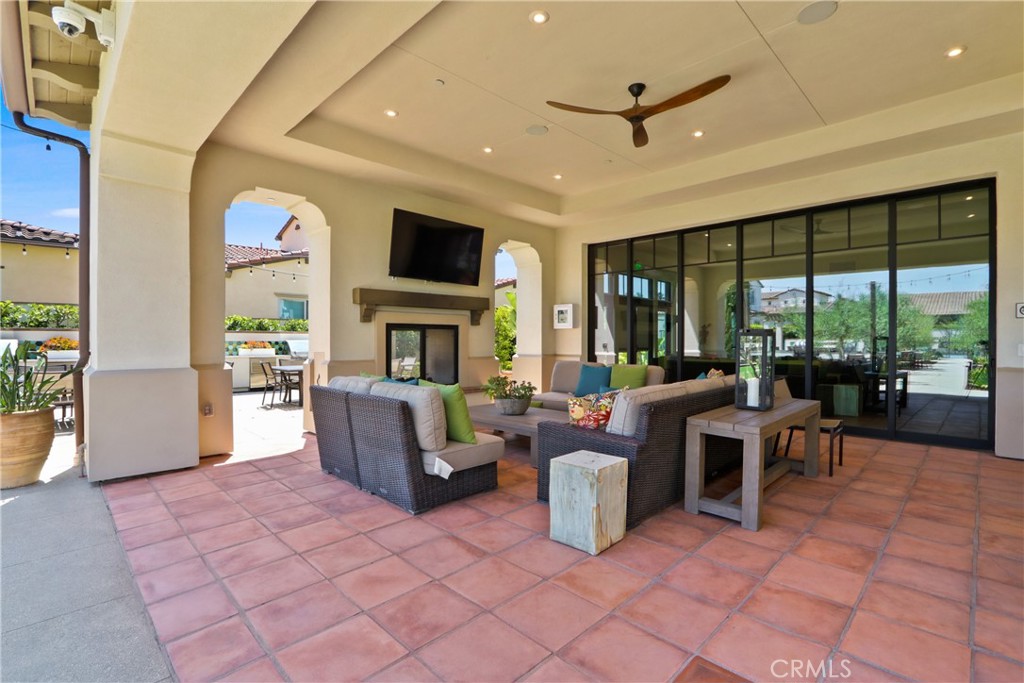 10902 Flora Park Way, Cypress CA 90720 - photo 31