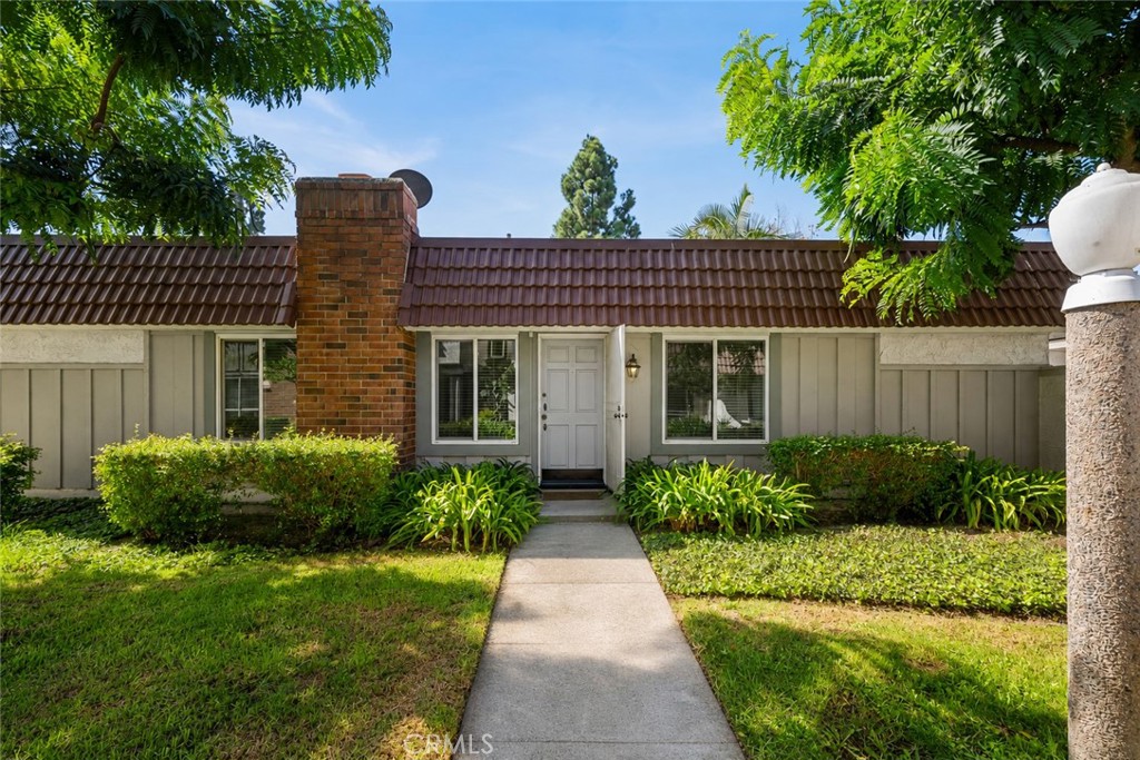 Welcome home to Cypress Village! - 11264 Morgen Way, Cypress CA 90630 - photo 1