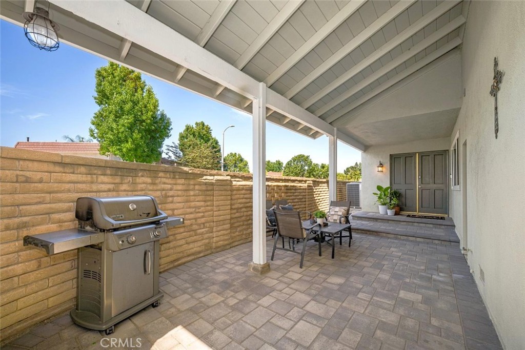 11389 Nayshon Court, Cypress CA 90630 - photo 12