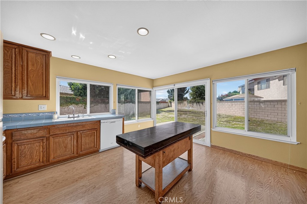 11693 Guam Circle, Cypress CA 90630 - photo 9