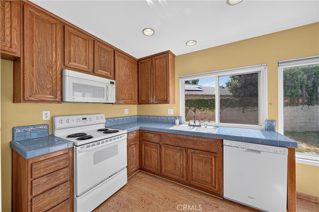 11693 Guam Circle, Cypress CA 90630 - photo 13
