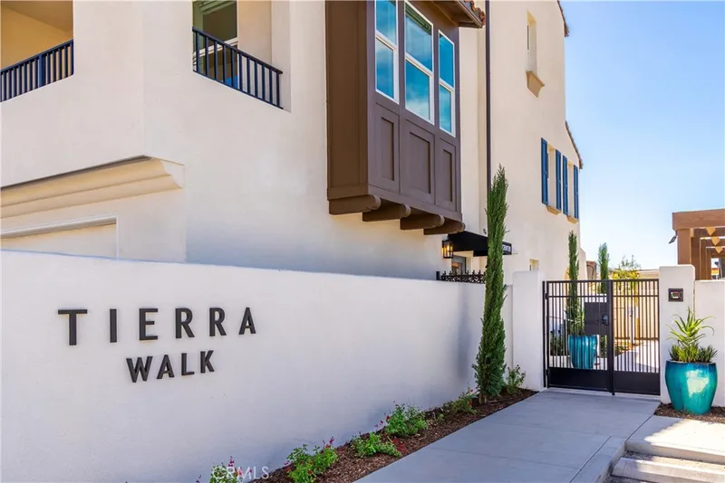 240 Tierra Lane, Cypress, CA 90630